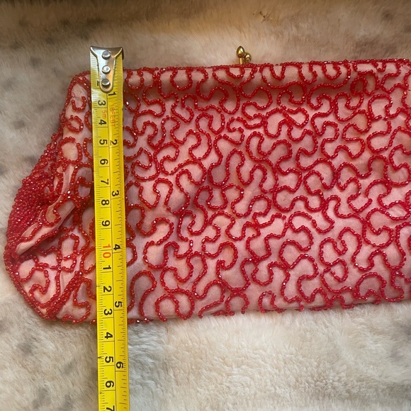 Vintage 1950s/60s Red Beaded Clutch Purse
- Made in Belgium for Lazarus - Picture 7 of 9